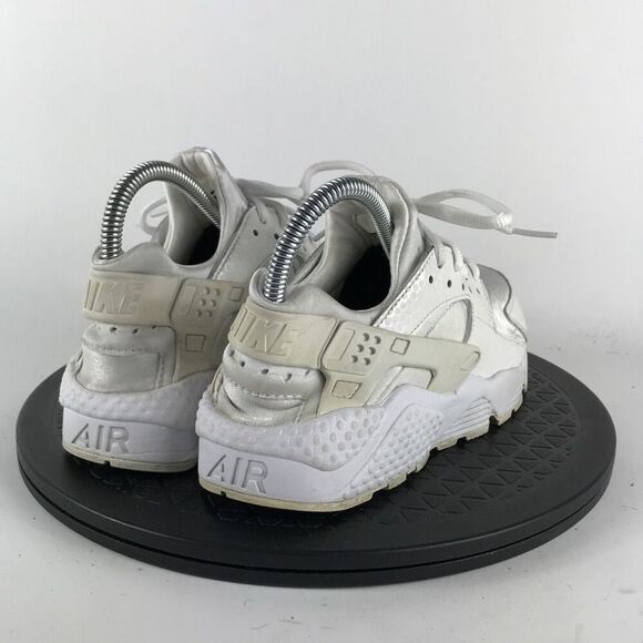 Nike Air Huarache Run Premium White Running Shoes 683818-100 Women’s Size 7 - Picture 5 of 12